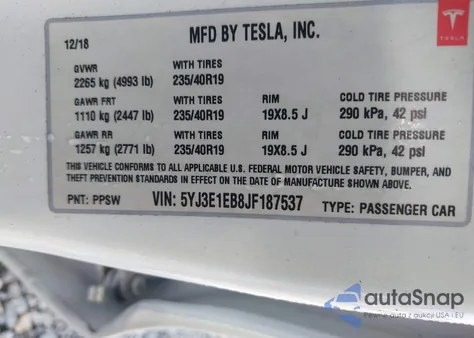 2018 Tesla Model 3 Long Range/Performance из США, поврежденный, VIN 5YJ3E1EB8JF187537